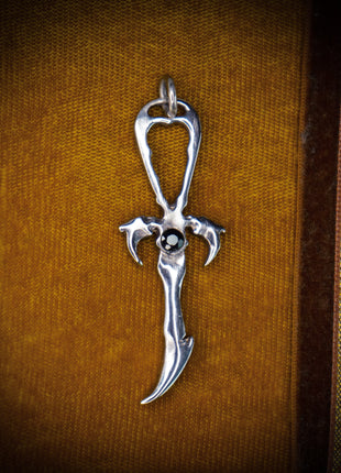 Onyx Standard Size Legacy Ankh in Rhodium-plated 925 Silver